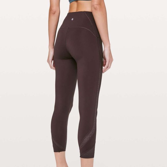 Strength & Sweat Crop *23" - Picture 2 of 8